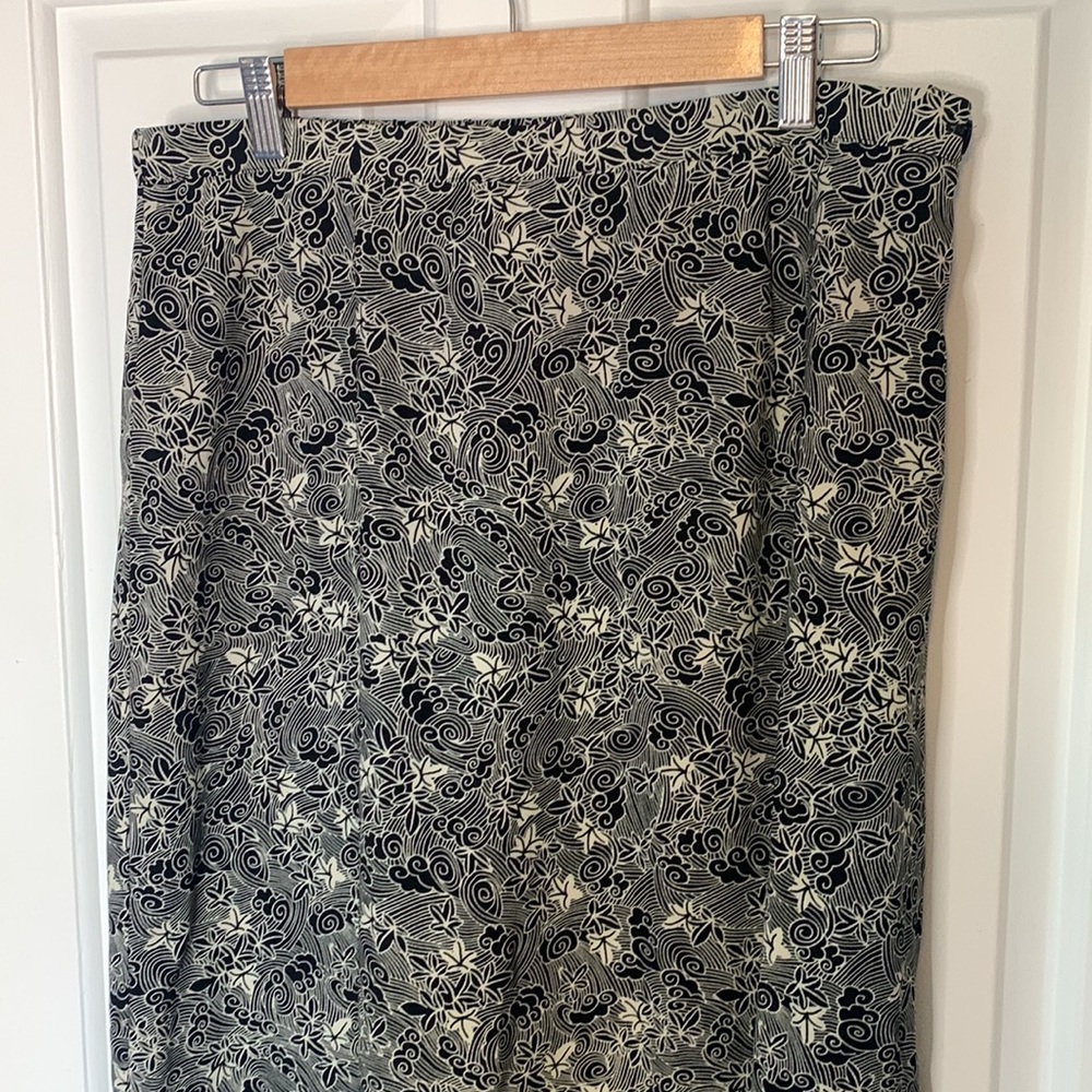 💛Spring patterned skirt